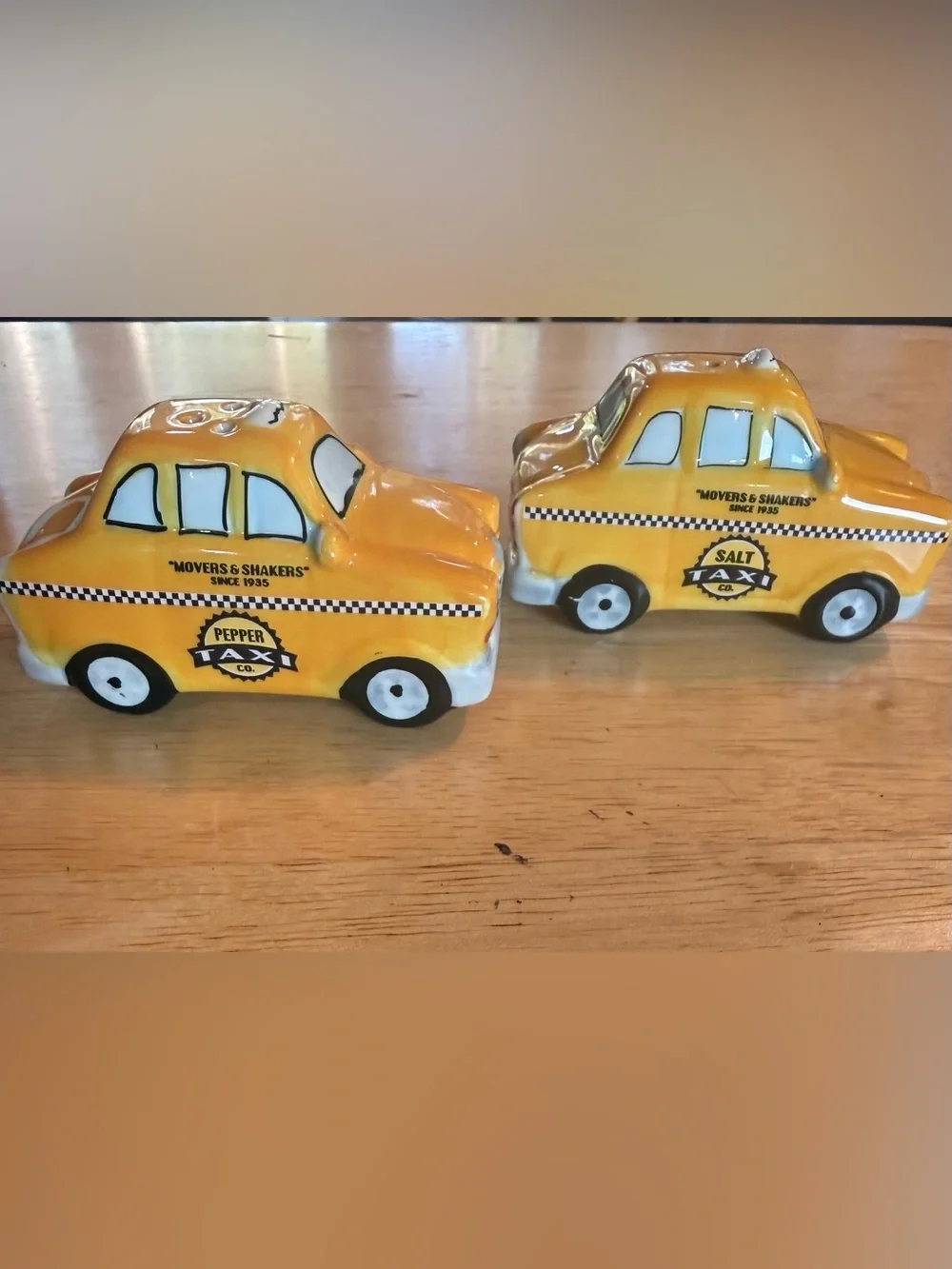 Yellow taxi cab salt & pepper shakers by Pier 1 EUC